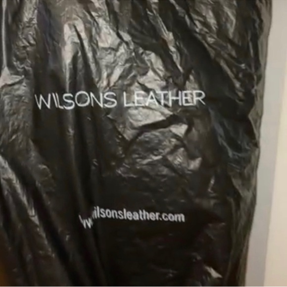 COLE HAAN Women's Gray Winter Coat w/Zip
Closure, Zip Pockets & Faux Fur Collar - Picture 5 of 5